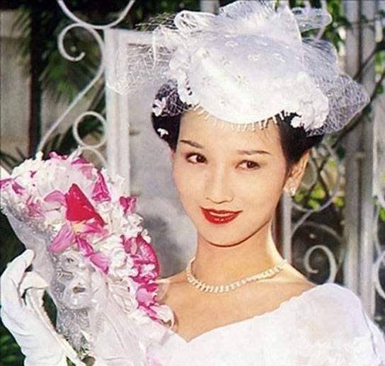 原创港片女神穿婚纱李嘉欣钟楚红清纯蔡少芬惊艳林青霞美若天仙