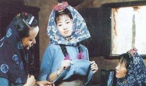 国产片1980之三金镖黄天霸很前卫寡妇村难以启齿