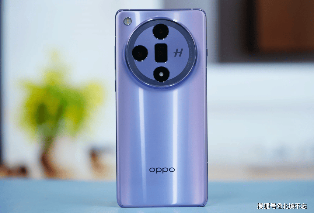 两次冲上性能榜第一,如今三个月后降去660元,顶配16gb 1tb_oppofindx