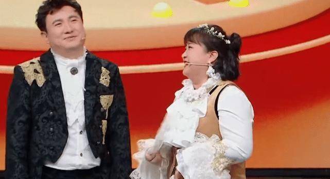 原创关晓彤给自己取英文名故意用偶像名字听到叫啥鹿晗不吃醋