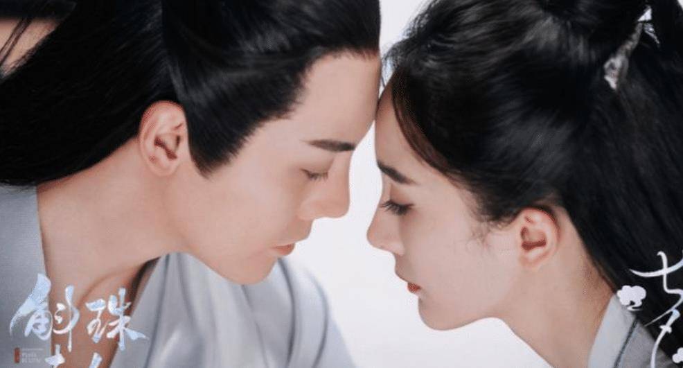 原创斛珠夫人晒最新海报男女主这cp感太绝了陈伟霆能否翻身