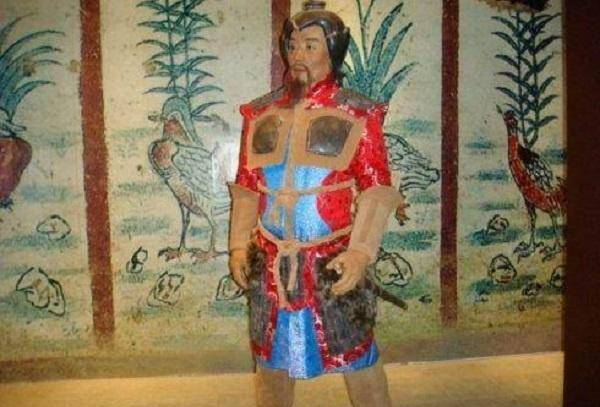 原创高昌国古墓出土男尸胸部受重伤解开了古代医疗史上的谜题