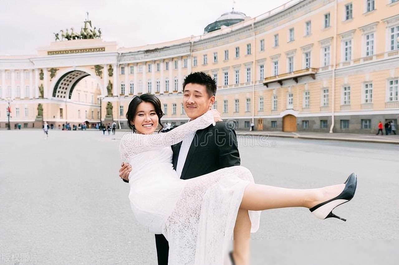 沈梦辰杜海涛引发热议话题冲上热搜榜