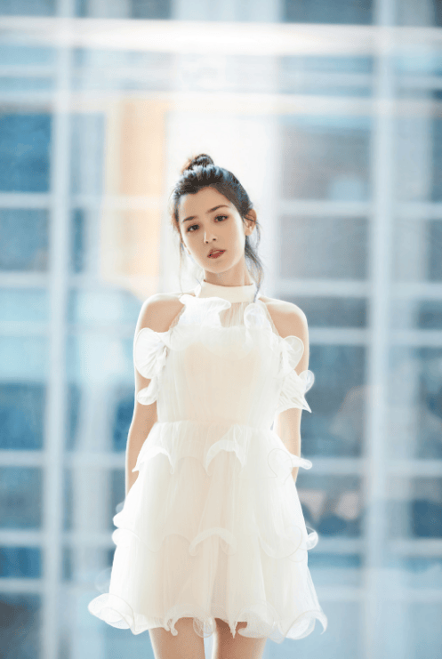 原创清纯玉女原形毕露一舞成名被陈赫签约却因蜡烛门身败名裂