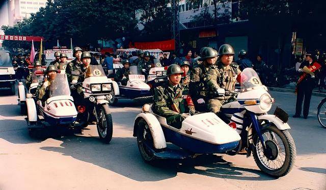 1990年,魏振海多次从警方手中逃脱,被捕后他的结局如何_西安_廖苇丽