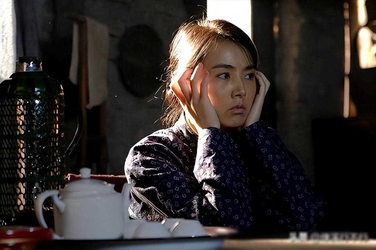 她因姜文走红曾是刘德华银幕伴侣如今51岁情感成谜