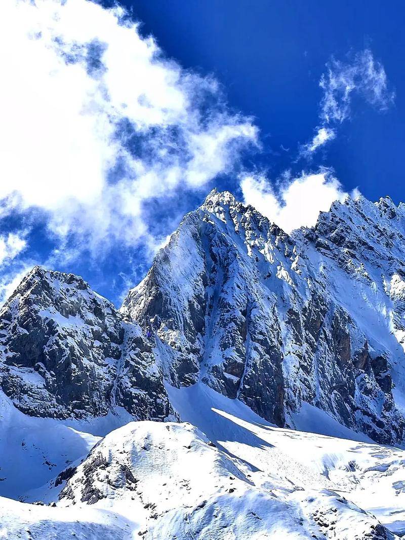 玉龙雪山照片实拍图片