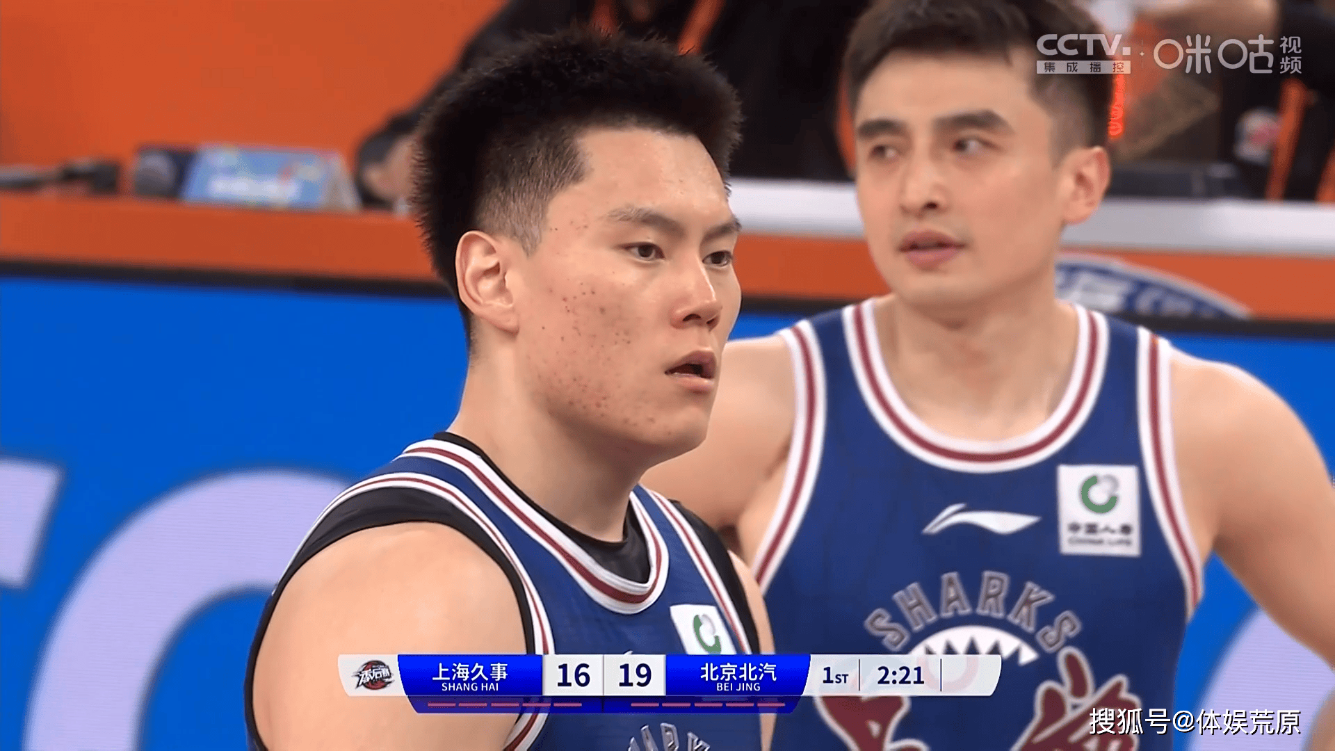 原创季后赛闹大了曾凡博5人被夺权王哲林6分奇兵2212