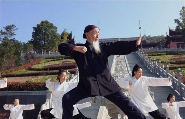 原创终南山上修炼70多年造福无数百姓104岁仙逝被誉陆地神仙