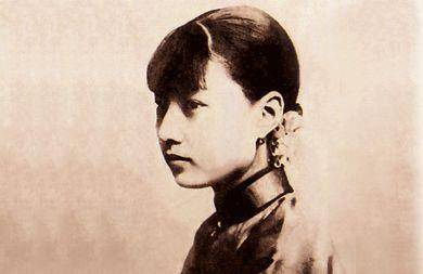 杜月笙去世后留给孟小冬的遗产并不多孟小冬是如何谋生的