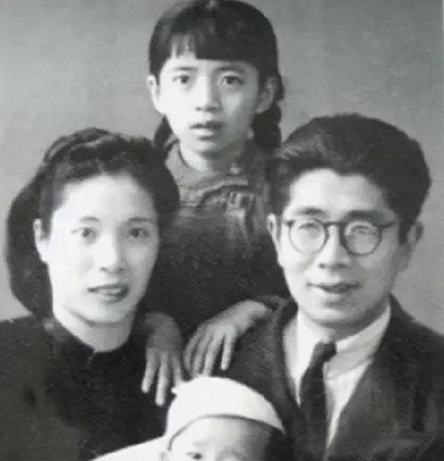 原创陈芝秀抛夫弃子与军官私奔晚年落魄做女佣儿子直言不认识她