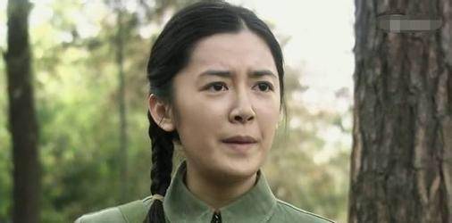 原创风筝高君宝安排周乔一家现身劳动饭店引诱郑耀先献计者是她