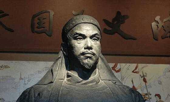 我们前文说过太平天国农民起义的目的,不是以洪秀全为首的起义军推翻