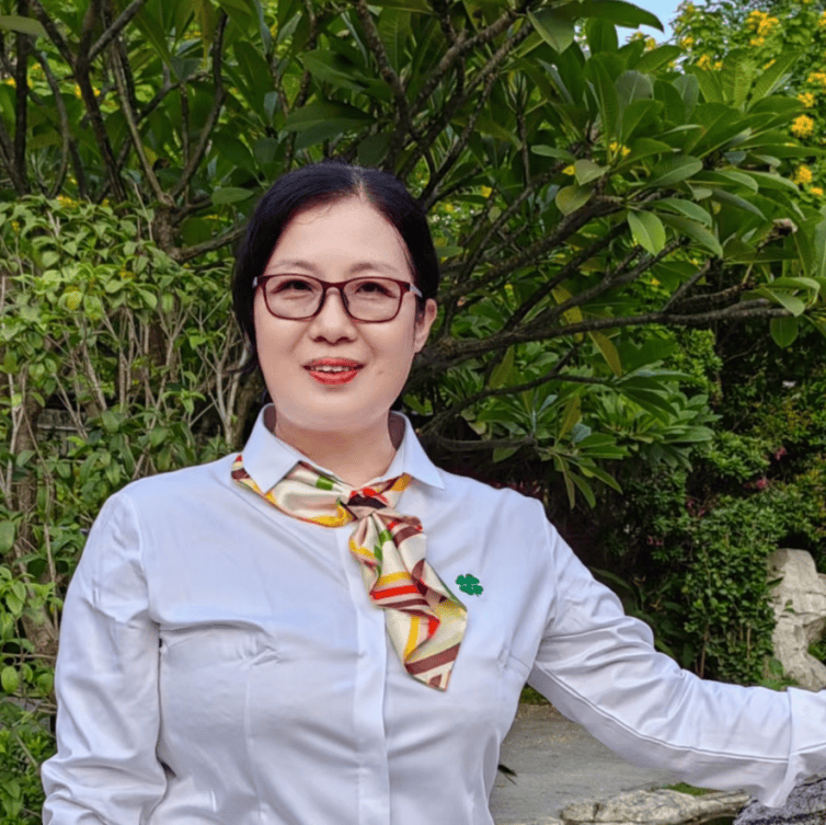 于会云老师,华南师范大学本科毕业,越秀区优秀党员,越秀区骨干教师