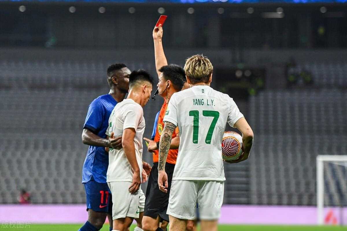 方昊能否脱颖而出引发热议国安评分申花防线备受关注