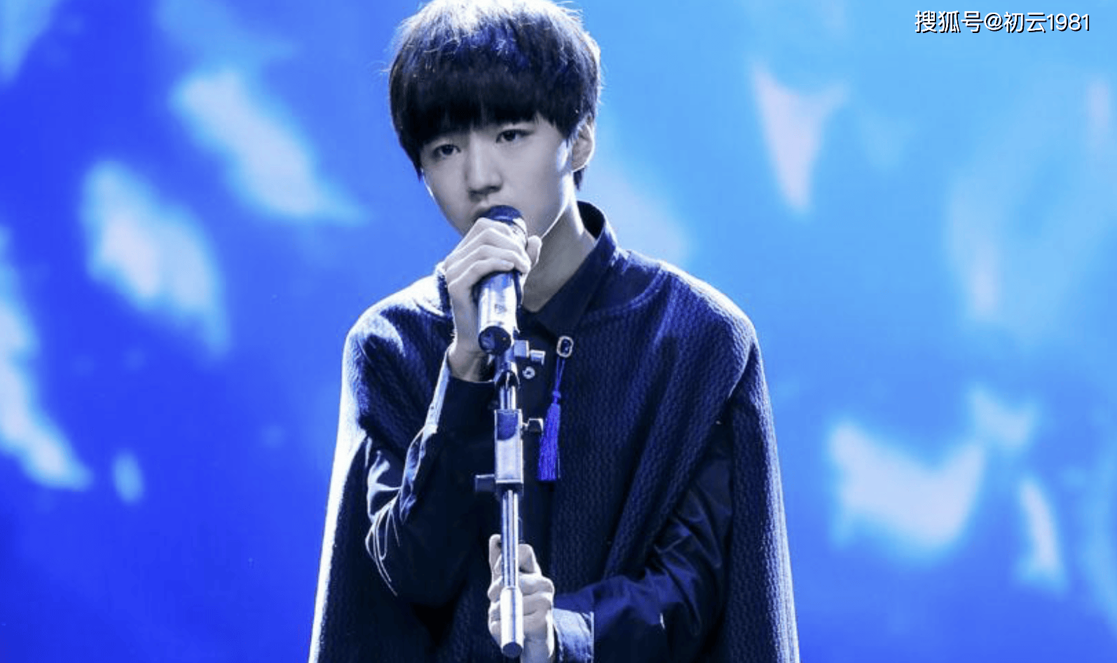 原创网友偷拍王俊凯健身房现状身材引争议实力演员是否应注重颜值