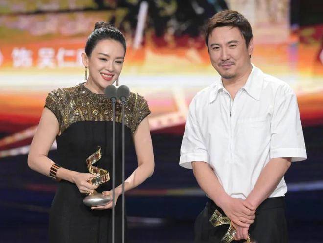 原创酱园弄全员平番赵丽颖杨幂没对手戏沈腾朱一龙被换角