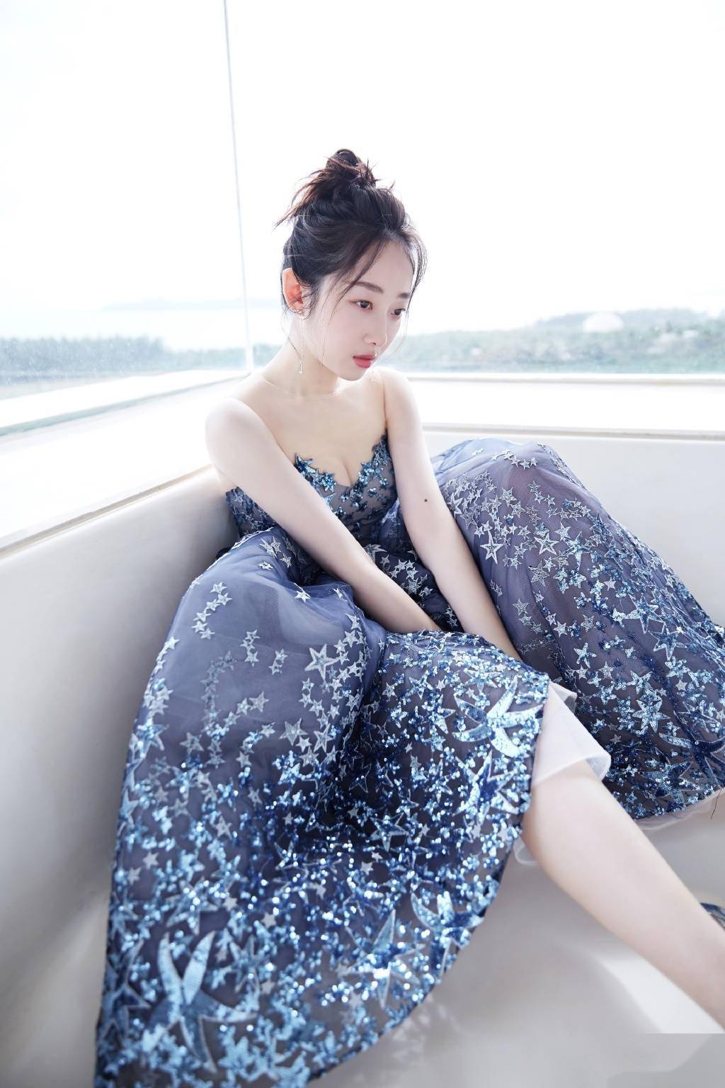 「赏」蒋梦婕最新写真发布,最美林黛玉的迷人魅力,这谁顶得住?