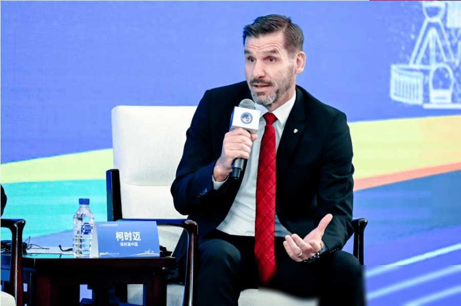 保时捷ceo回应"米时捷"事件,优秀设计师的默契成就好合作!