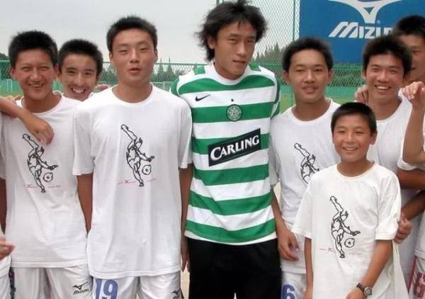 三婚时娶小17岁老婆的范志毅总算是走到今天这一步