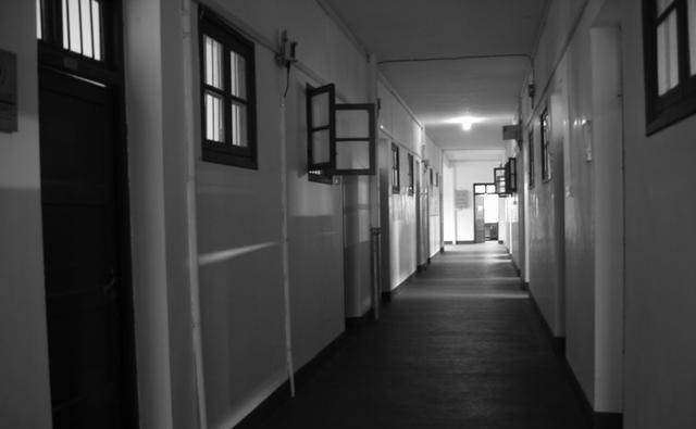 女高中生为爱殉情,因害怕孤独拉舍友陪葬_孙亚宇_刘珊珊_好朋友