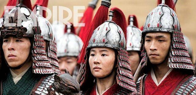 花木兰官方搞事杨采钰海选视频腿粗身材差难怪输给刘亦菲时尚窦靖童