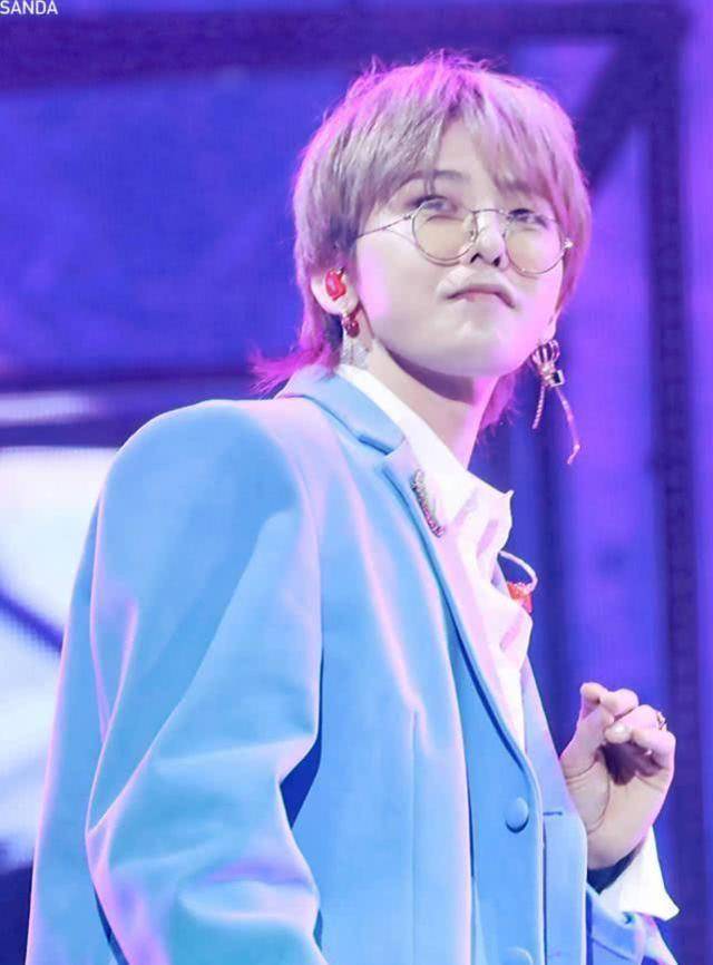 原创韩民男神权志龙回归日常穿搭仍成潮流男生看完也爱了