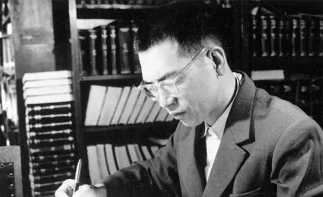 陈景润之子陈由伟高中学文大学数学系归来有脸给我爸扫墓了