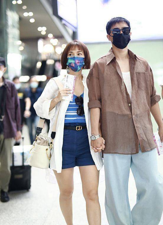 原创韩庚老婆婚后身材走样与婆婆同框像姐妹结婚3年无子也不着急