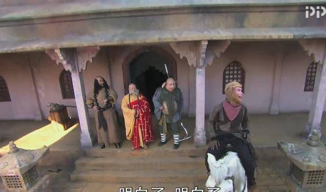 4,和尚的乱象唐僧等人进入到布金寺以后,跟一个老和尚聊天聊到了岁数