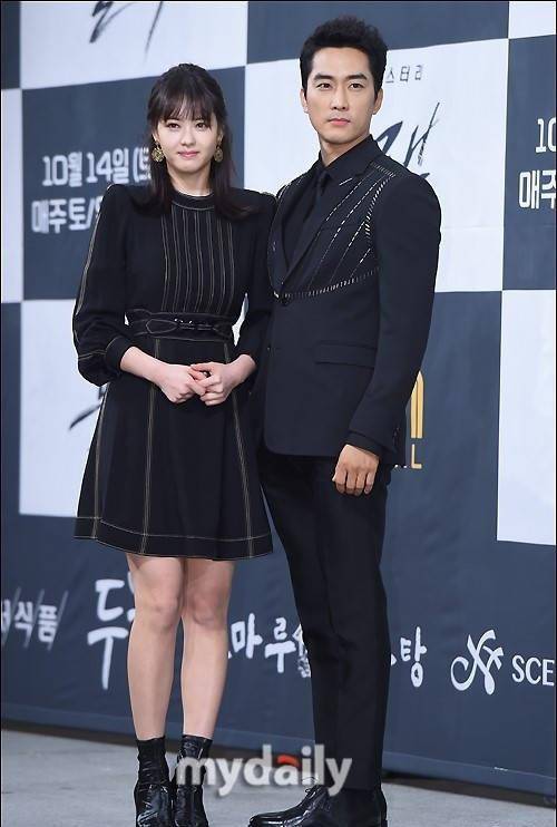 宋承宪同高雅娜年龄相差14岁