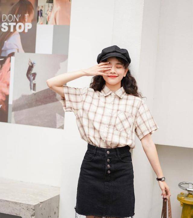 颜值双高的穿法,我们就能使用各种基础款来搭配出很有气质的韩式穿搭