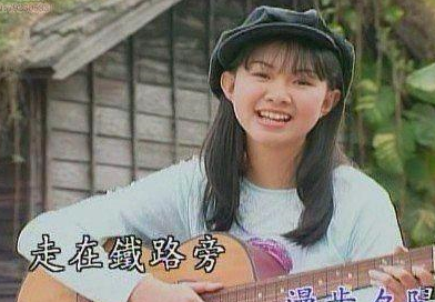她一直被传去世,再现身已是幸福妈妈_卓依婷_网友_谣言