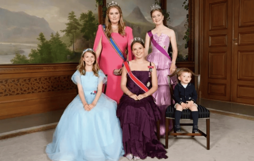 荷兰21岁女王储出席晚宴!丰腴身姿戴祖传红宝石,太有女王范儿了