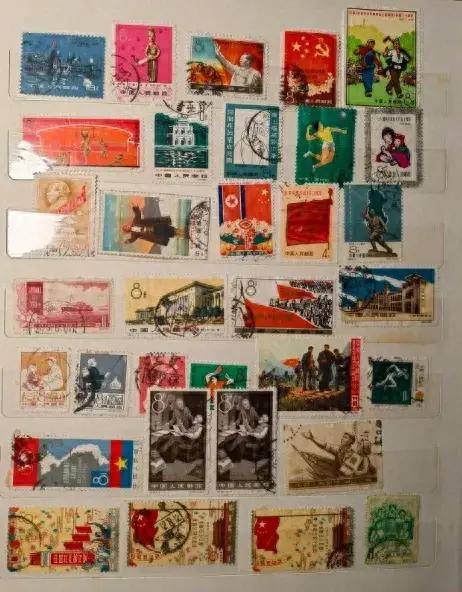 回想起自己,我最初收藏入手的是第批邮票,那是在80年代初,好像就是从