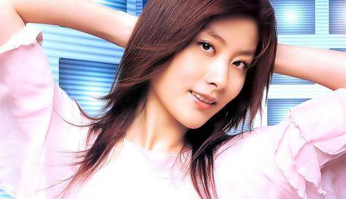 年,与富豪喜结连理,坐月子花400万,47岁被宠成公主_小林_生活_陈慧琳