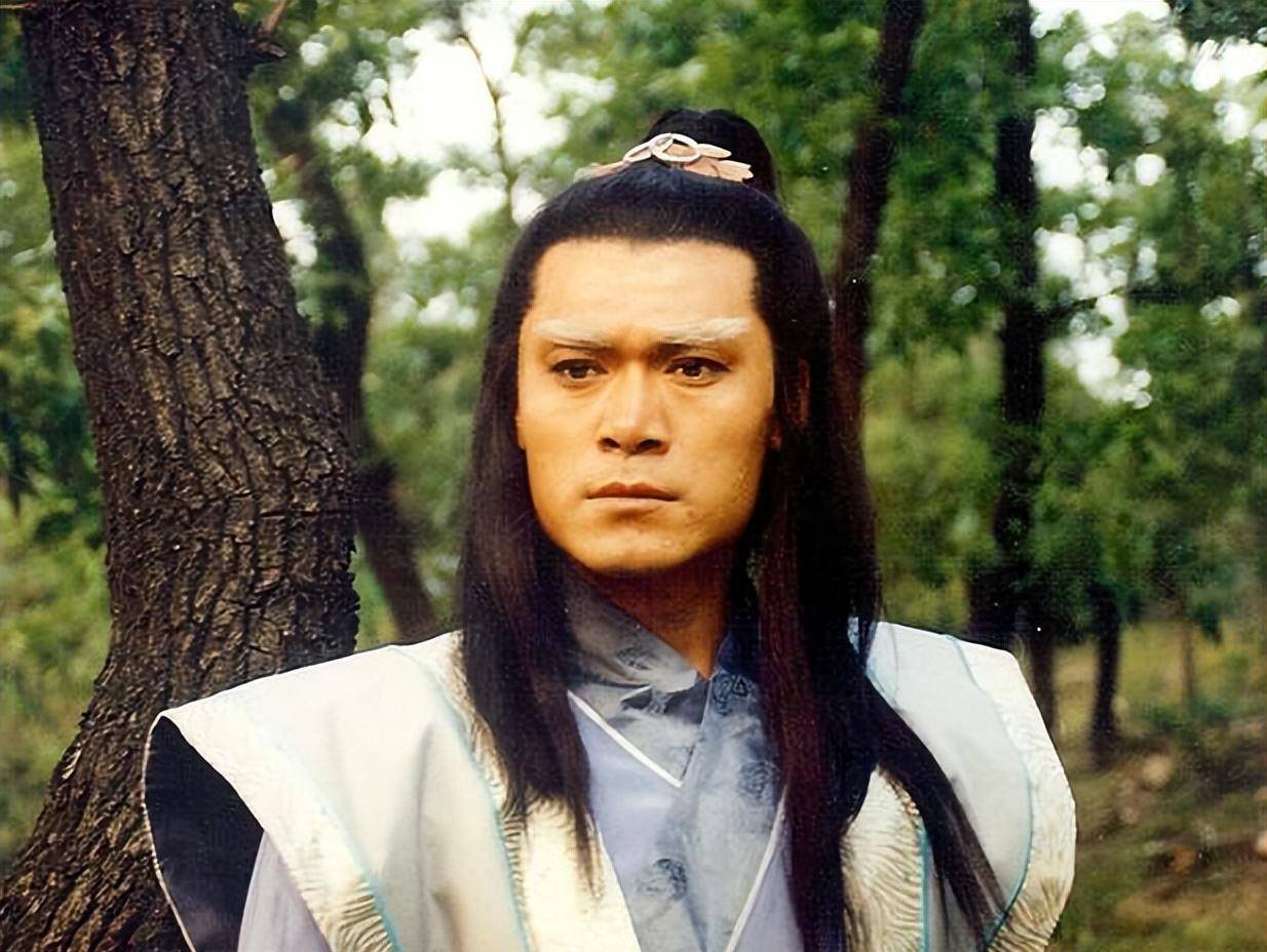 原创白眉大侠演员今昔有人息影退圈有人已经满头白发