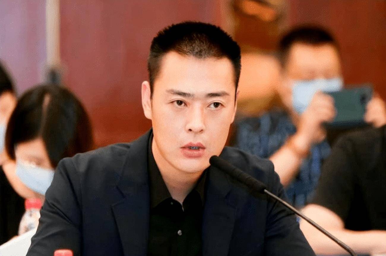 原创表面是跑龙套实际身背高学历这些演员比主角更优秀
