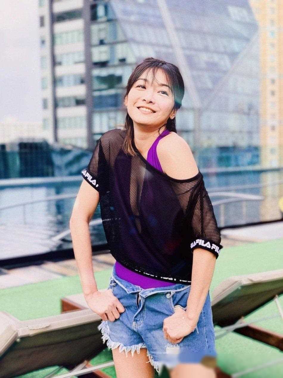 江祖平的故事告诉我们,即使站在光芒之中,也要时刻警惕命运的变幻莫测