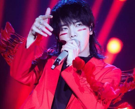 华晨宇歌手夺冠却被吐槽,陈翔力挺发文:实至名归,别做网络喷子