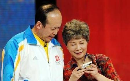 原创从连登舞台20年到隐退你以为郭达和蔡明闹翻其实背后藏着秘密