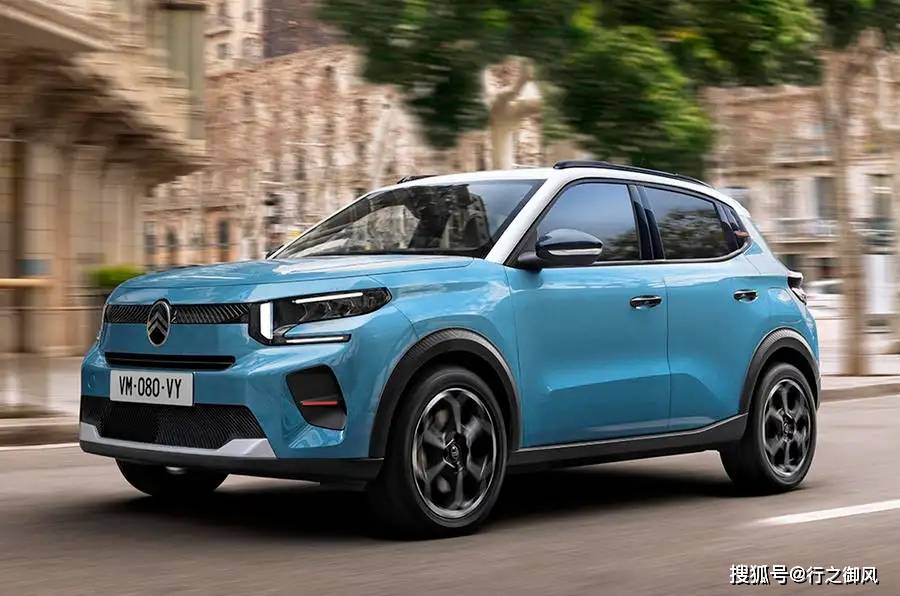 新款c3提供多种动力装置可供选择,首发车型搭载1.