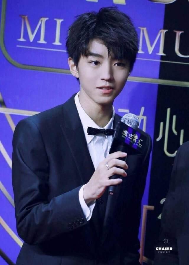 湖南卫视金芒果最受欢迎男演员四强pk,鹿晗王俊凯钟汉良易烊千玺