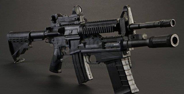 军警的辅助型武器霰弹枪常同步枪组装用来破门