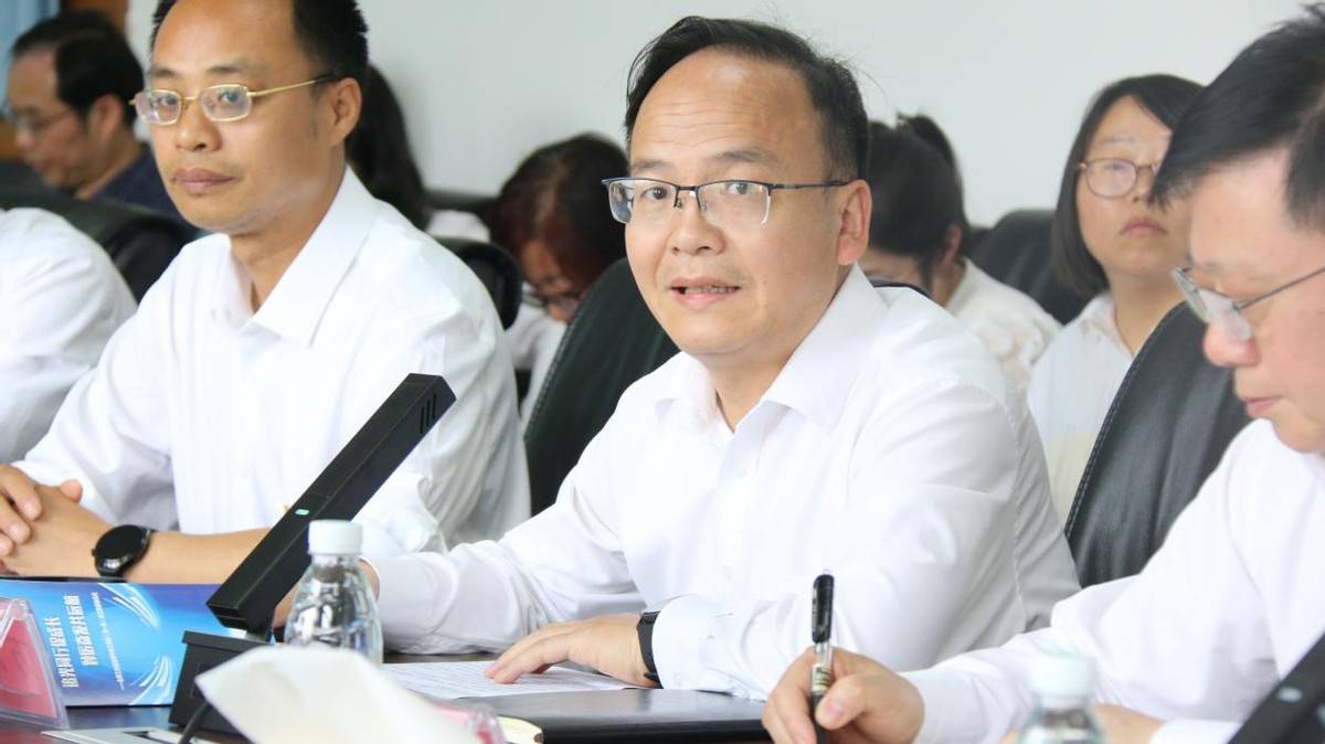 名师工作室洛带中学工作站第一批成立暨启动仪式顺利举行