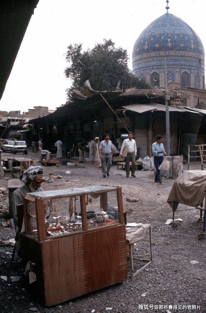 老照片 1991年伊拉克巴格达的街头小贩