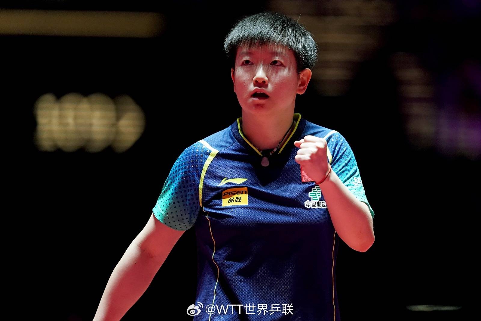 孙颖莎4-3逆转王曼昱!首夺单打世界杯冠军,距离大满贯还差一冠