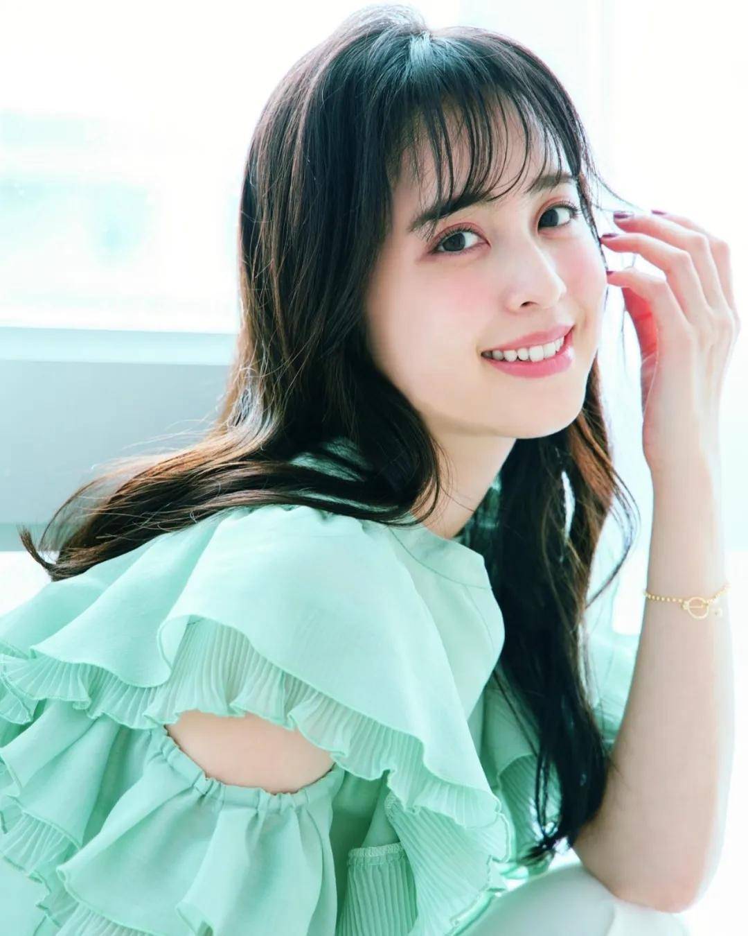 事业爱情双丰收,场外的渡边也是人生赢家.