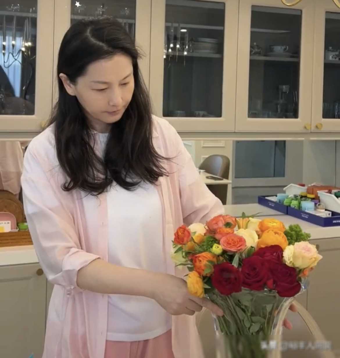 刘茜秀上海豪宅内景:奢华内装与高额费用