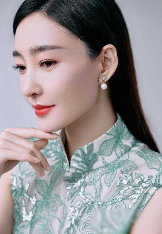 王丽坤年青春错付,遭遇移情别恋结婚事件